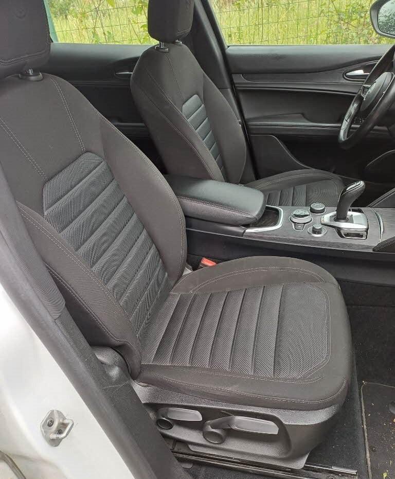 Alfa Romeo Stelvio 2.2 Turbodiesel 160 CV AT8 RWD Business 07/2022