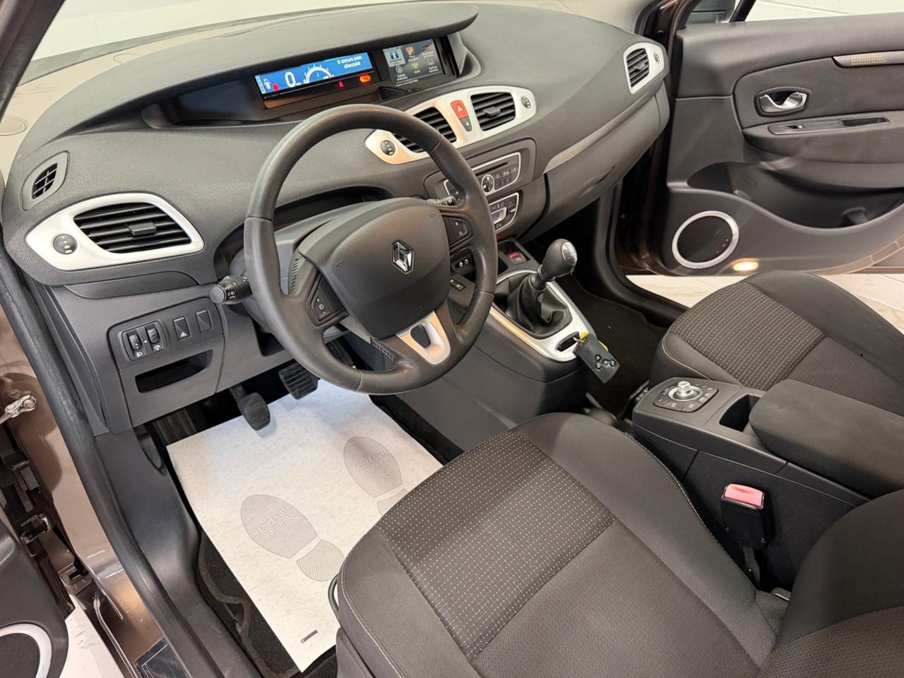 Renault Scenic Scénic 1.5 dCi 110CV EDC Luxe