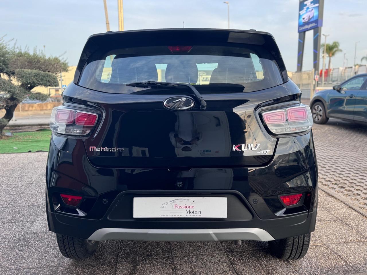 Mahindra KUV100 1.2 VVT K8