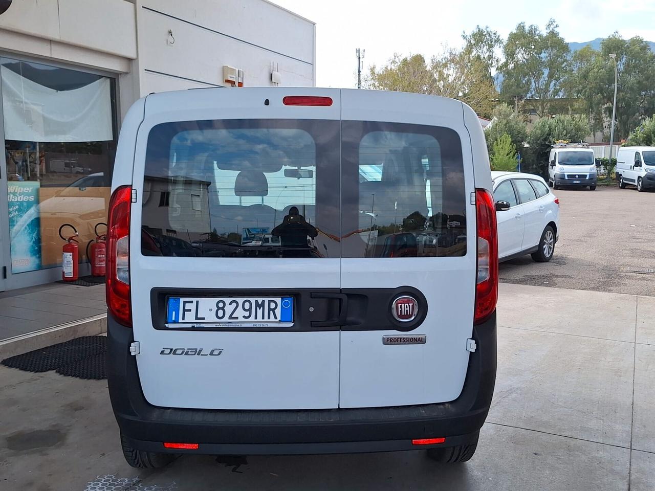 FIAT DOBLO' COMBI 5POSTI