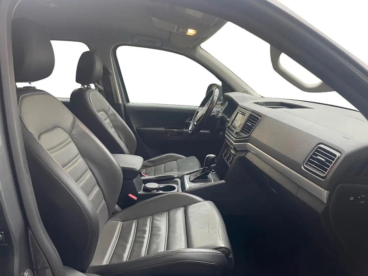 Volkswagen Amarok 3.0 V6 TDI 224 CV 4MOT.BMT permanente aut.DC Highline PERFETTA