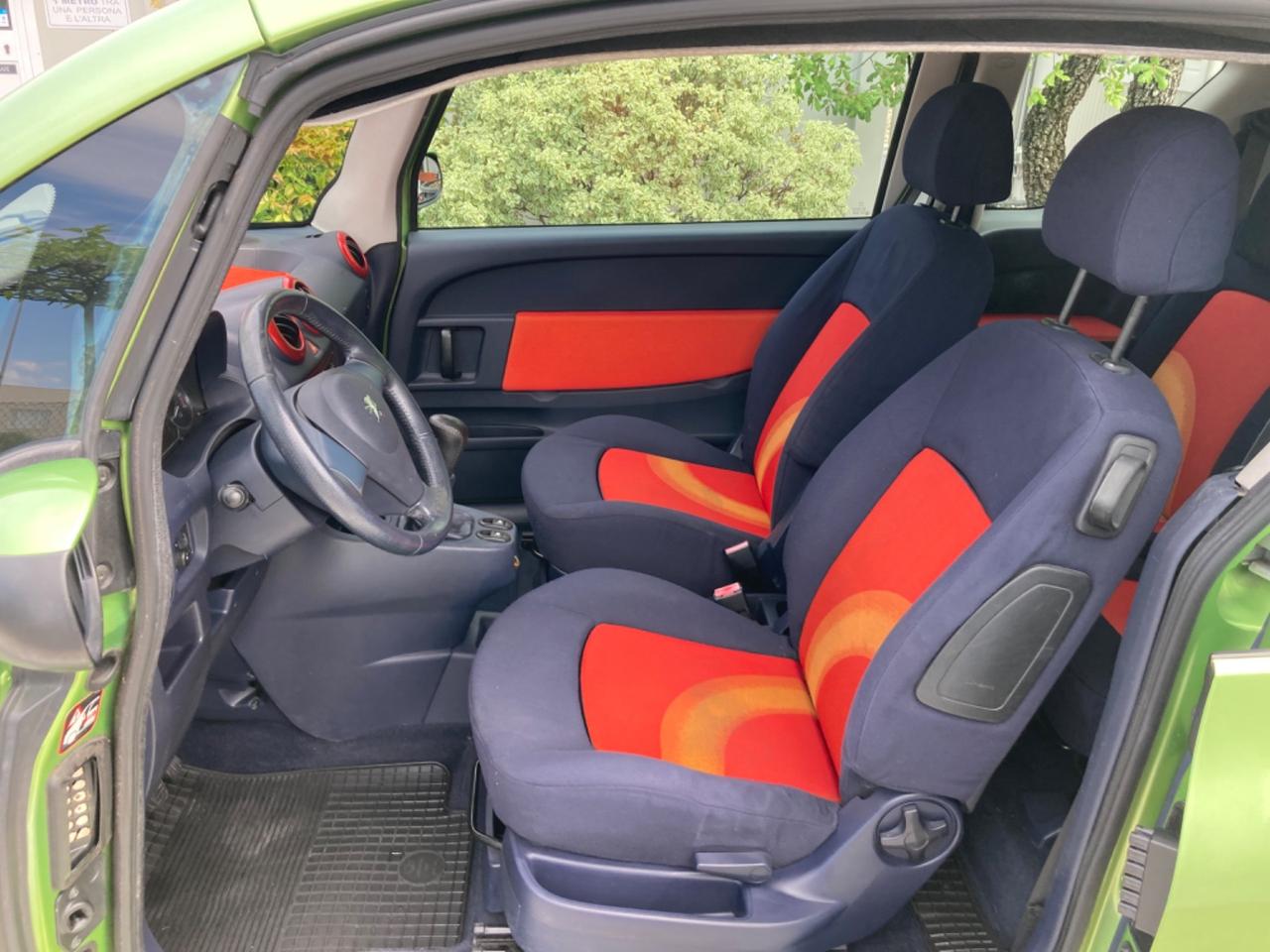 PEUGEOT 1007 1.4 HDI (KM 152.687)