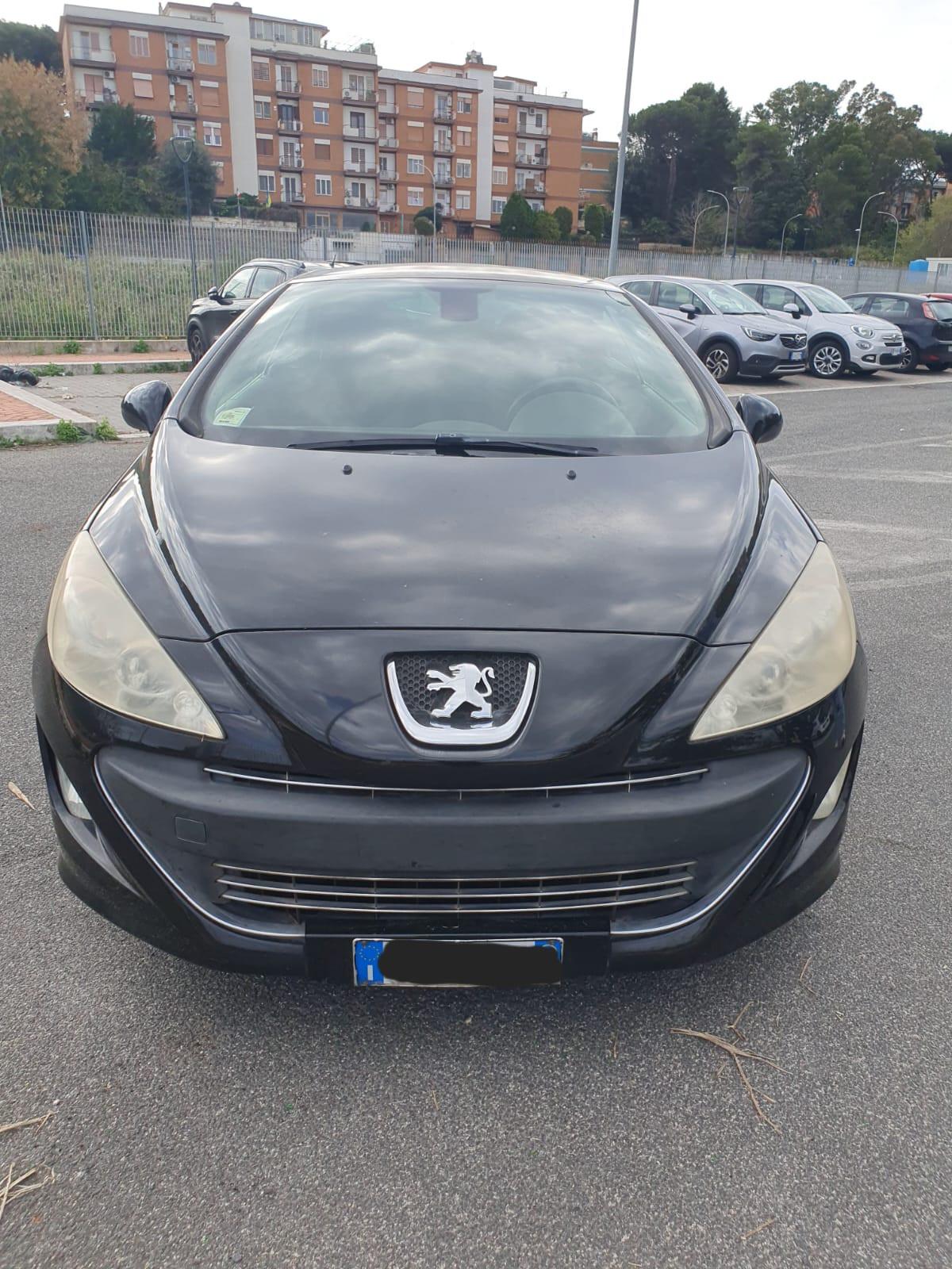 Peugeot 308 2.0 HDi 140CV CC Féline