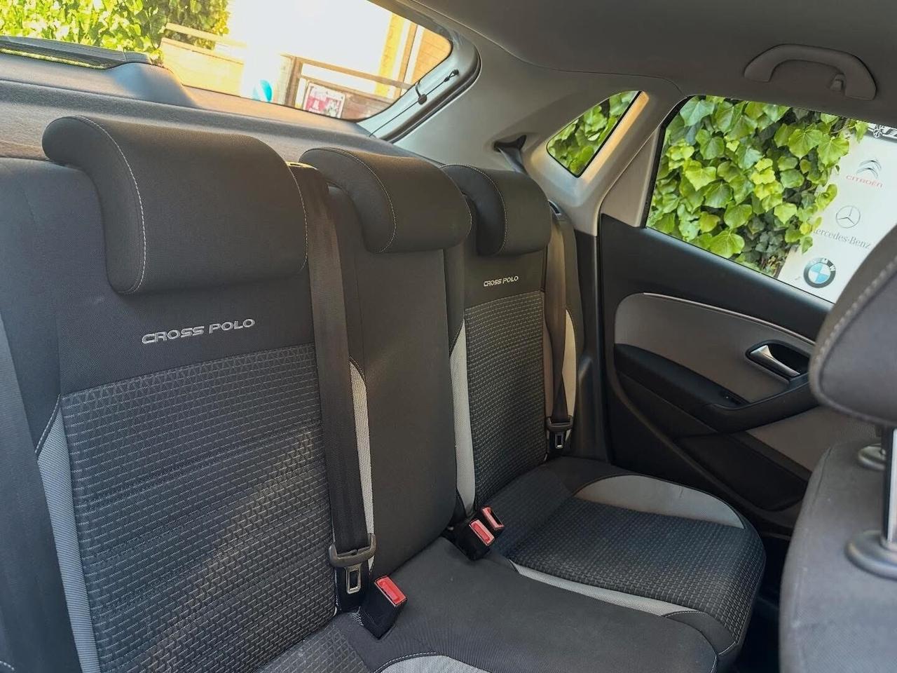 Volkswagen Polo Cross 1.4 TDI DSG BlueMotion Technology