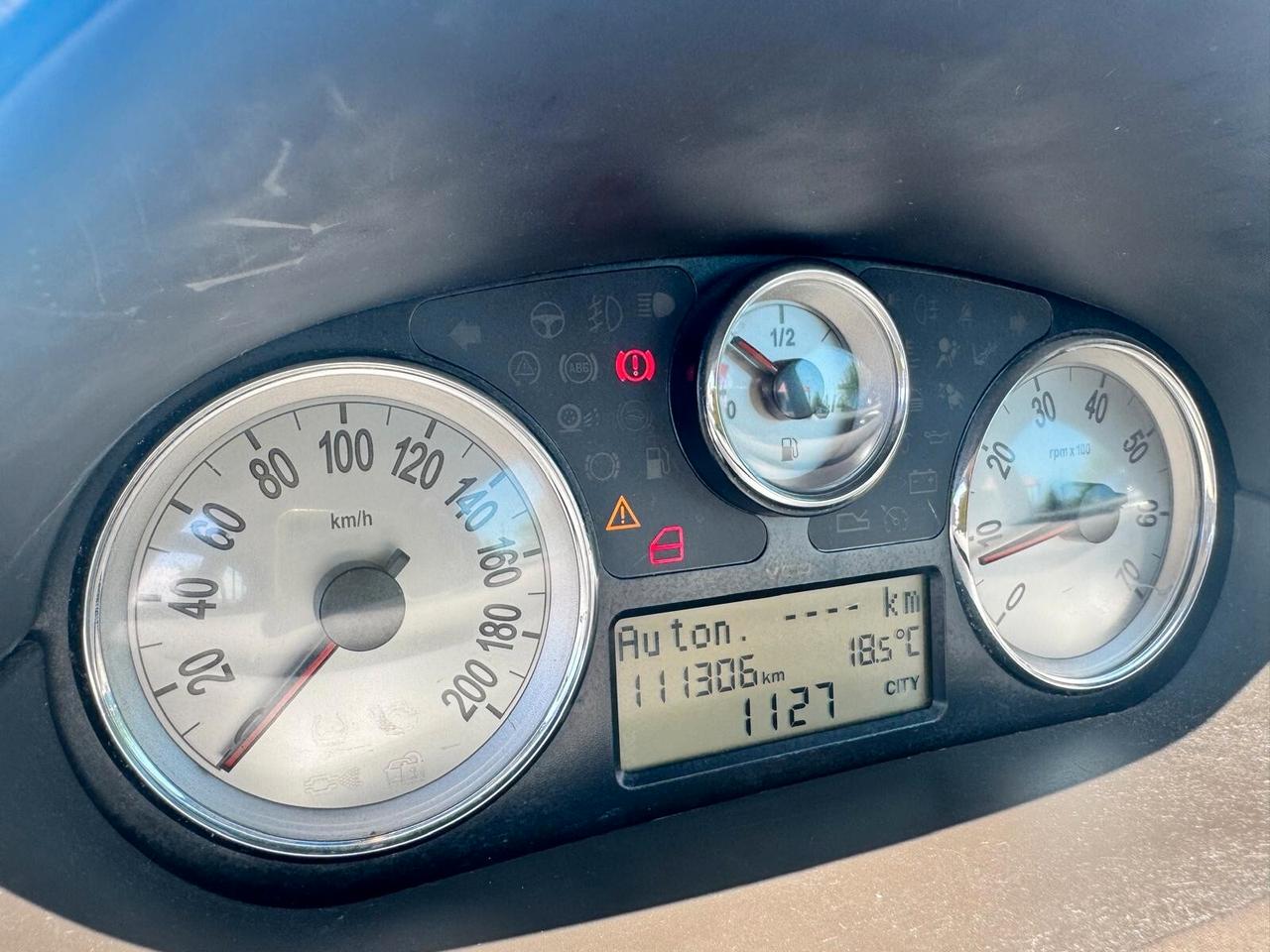 Lancia Ypsilon 1.4 Platino