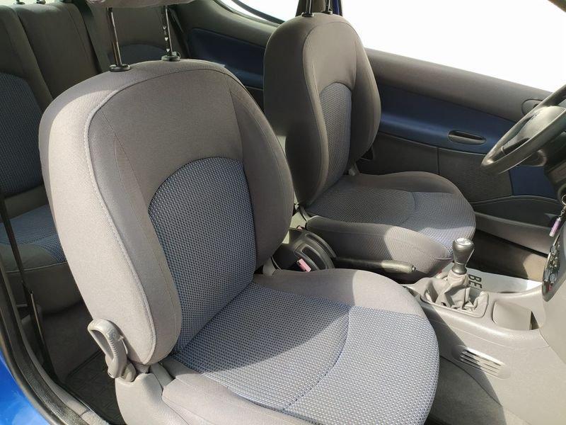 Peugeot 206 206 3p 1.1 LEE