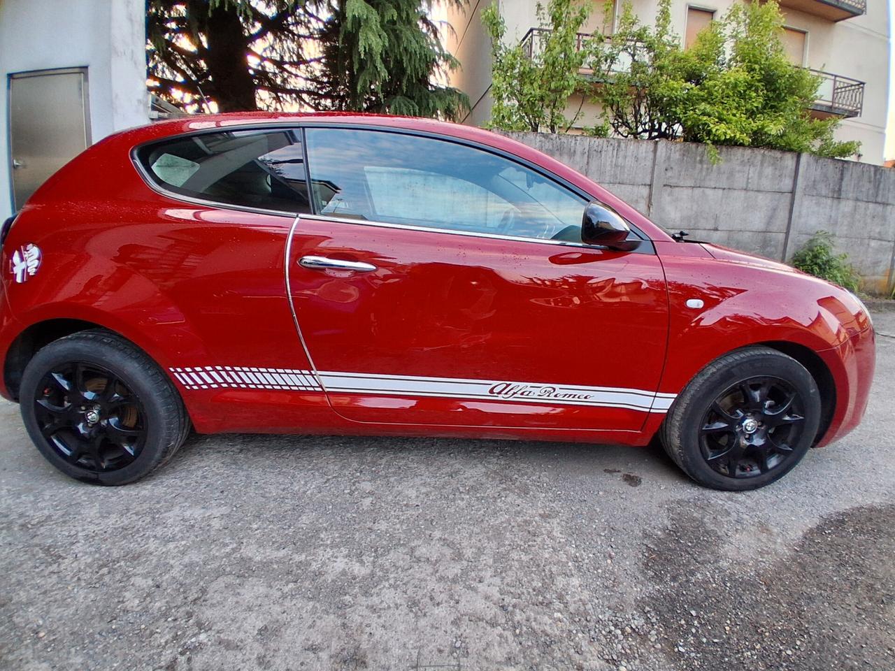 Alfa Romeo MiTo 1.4 78 CV Distinctive Sport Pack