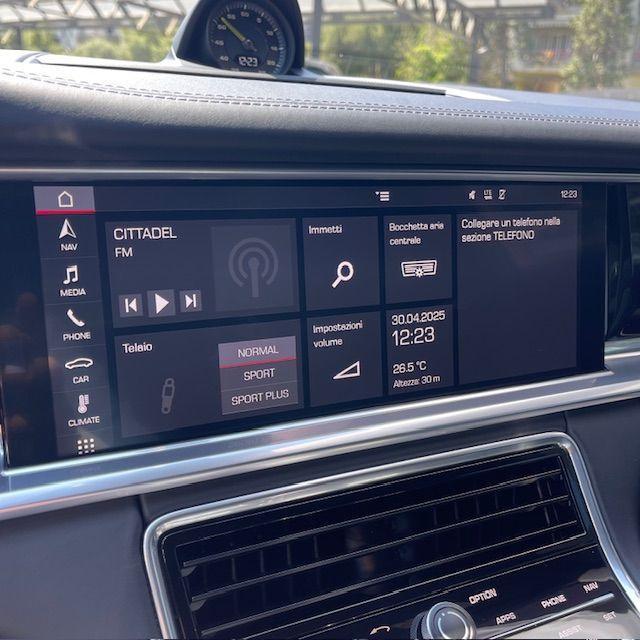 PORSCHE - Panamera - 4 E-Hybrid