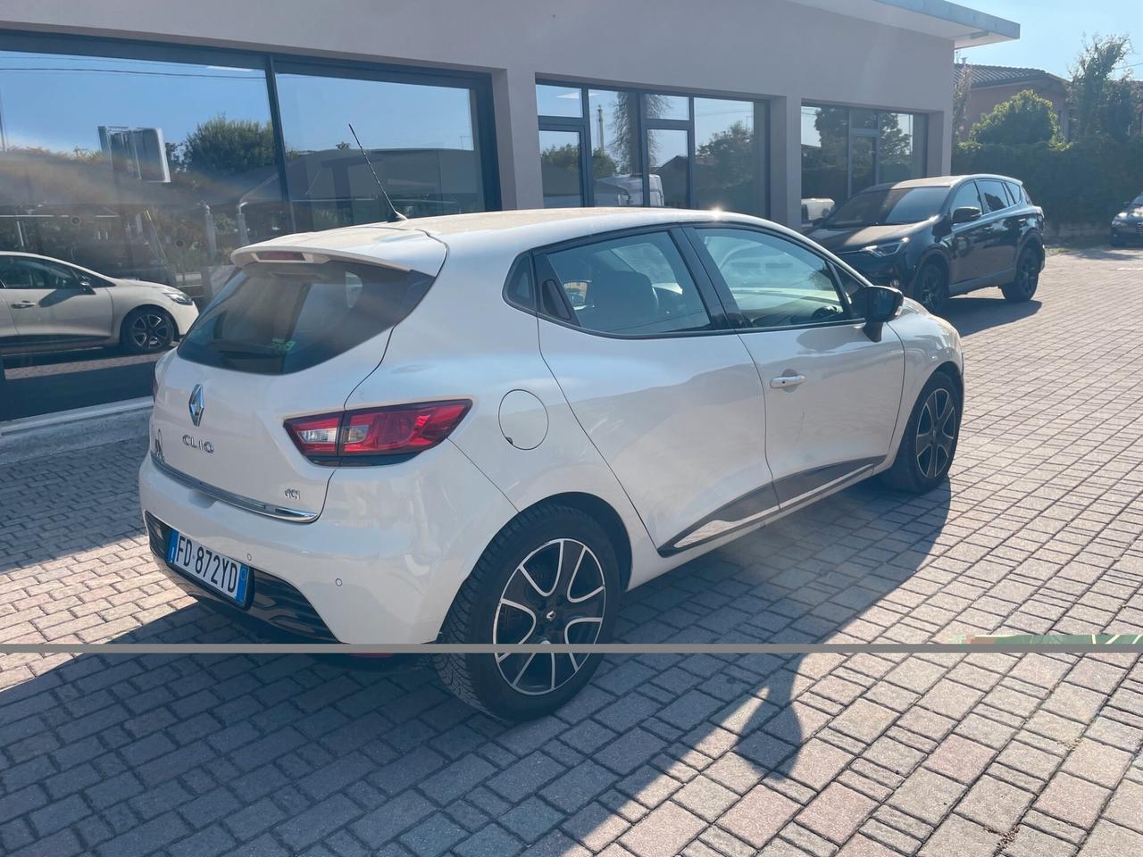 Renault Clio dCi 8V 90CV EDC Start&Stop 5 porte Energy Intens