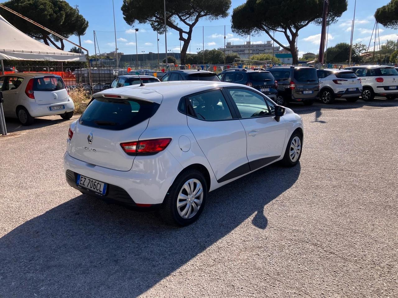 RENAULT CLIO 1.2 75cv 5 Porte Wave