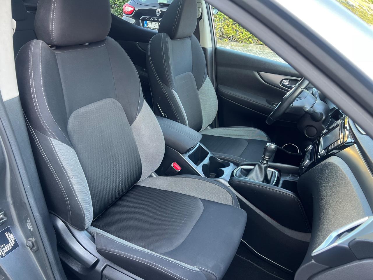 Nissan Qashqai 1.5 dCi N-Connecta
