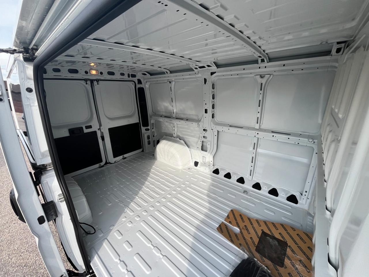 Boxer Furgone 330 L2 H1 BlueHDi 120 cv - km zero