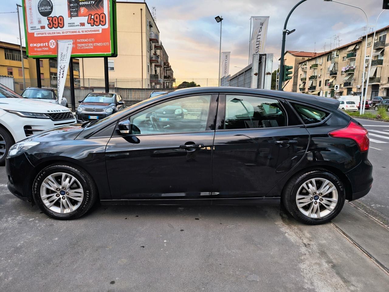 FORD FOCUS 1.6 DIESEL UNICOPROPRIETARIO BERLINA