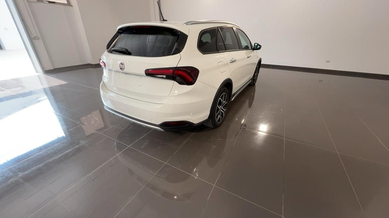 Fiat Tipo 1.6 Mjt S&S SW Cross