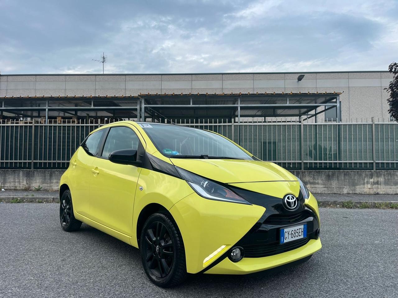 Toyota Aygo 1.0 BENZ SOLO 79K KM