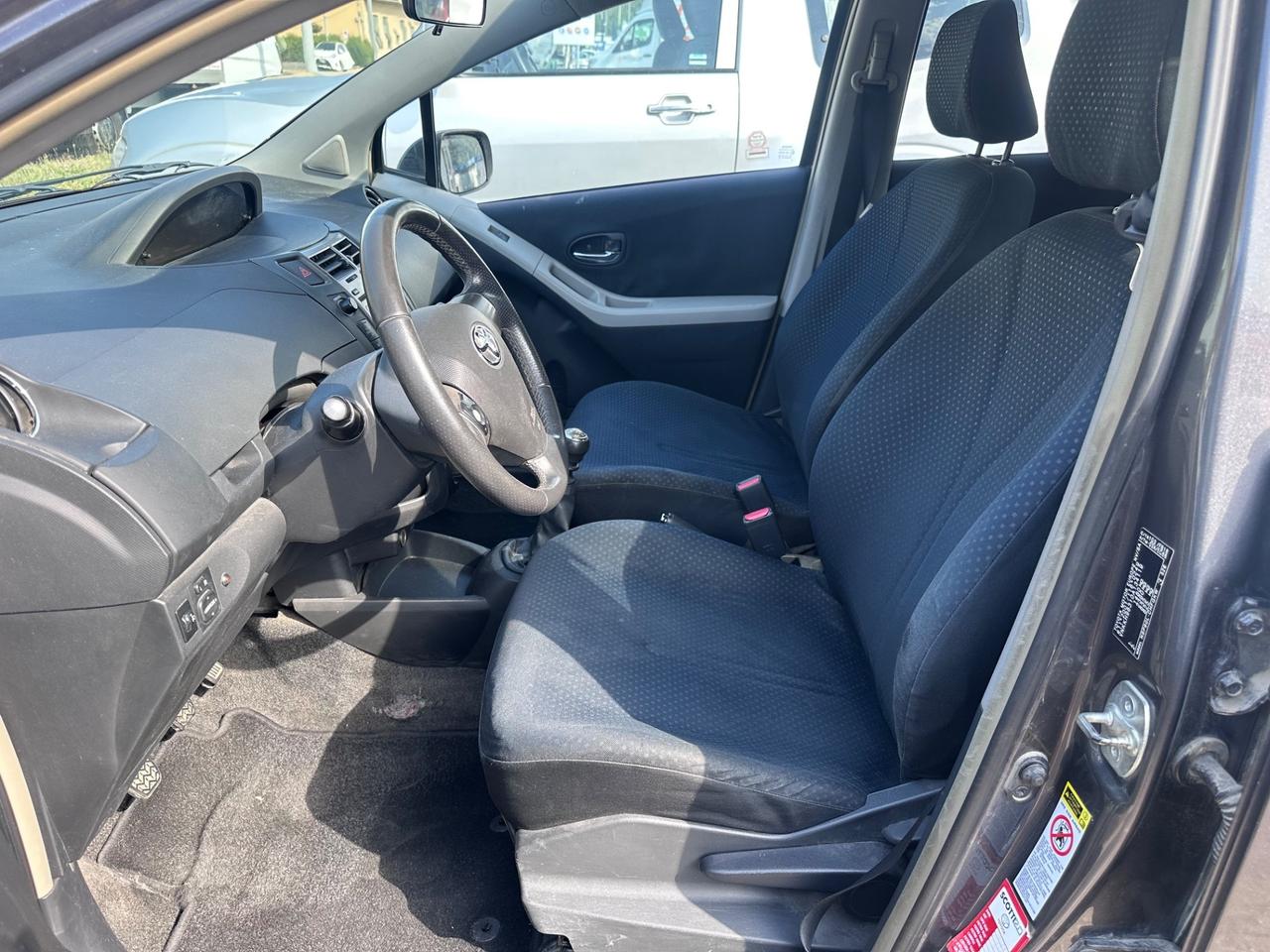 Toyota Yaris 1.3 5 porte Sol