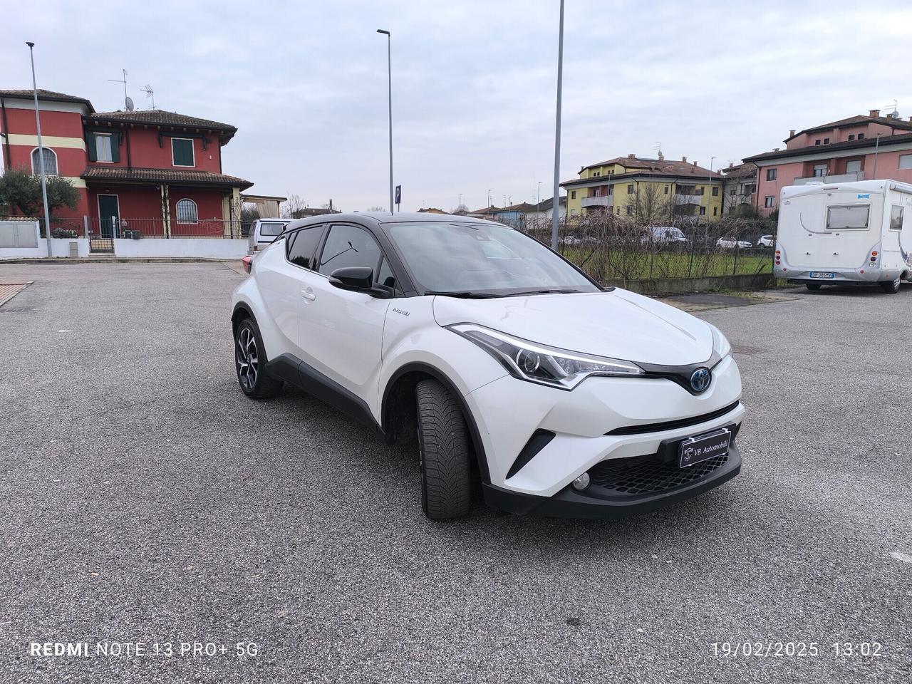 Toyota C-HR 1.8 Hybrid E-CVT Trend