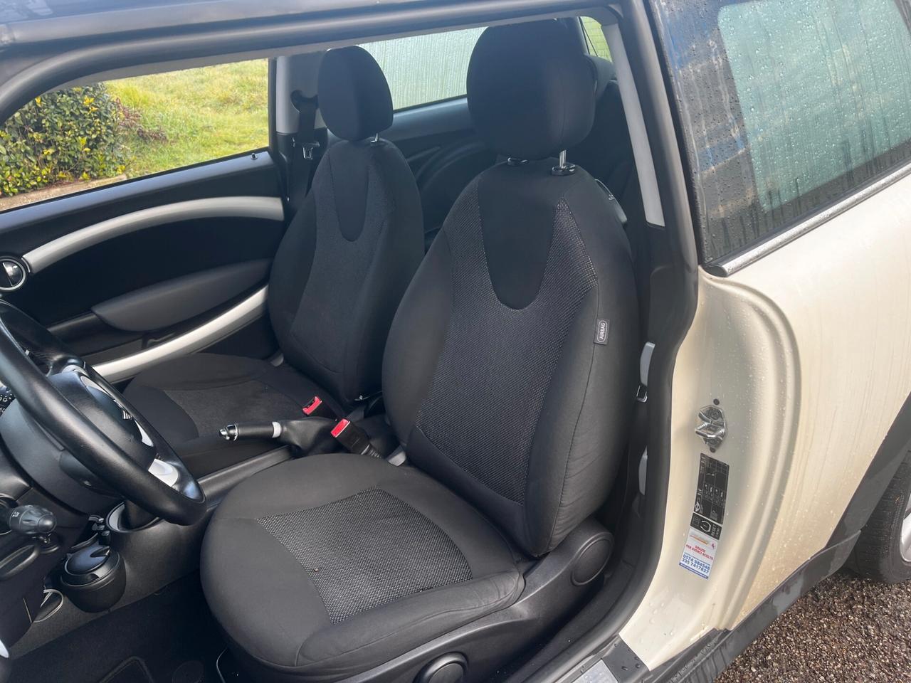 Mini 1.6 16V Cooper Pepper