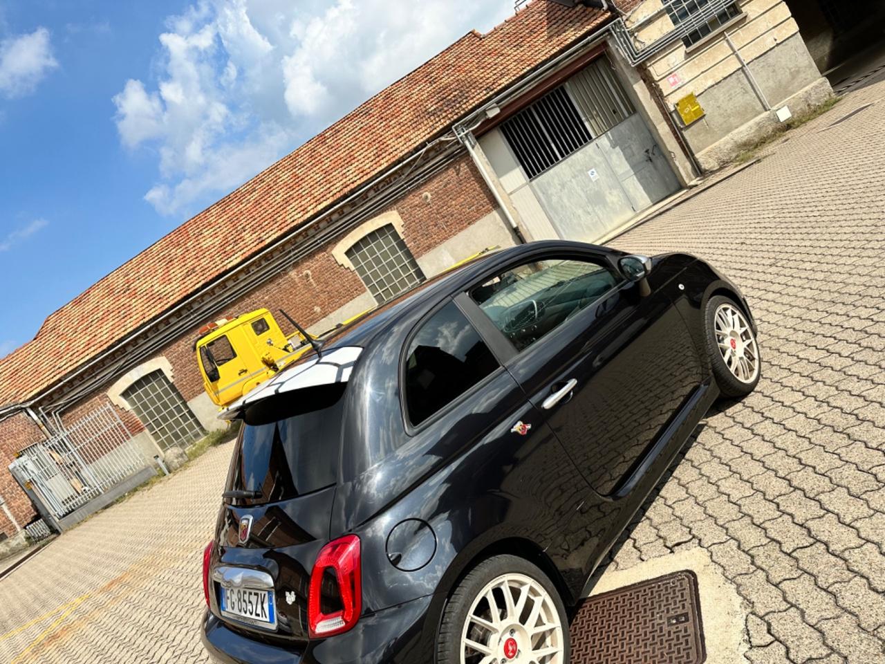 Abarth 595 1.4 Turbo T-Jet 165 CV Turismo