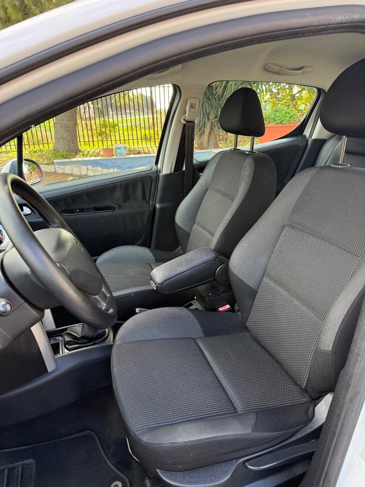 Peugeot 207 Plus 1.4 8V 75CV 5p. ECO GPL CASA MADRE