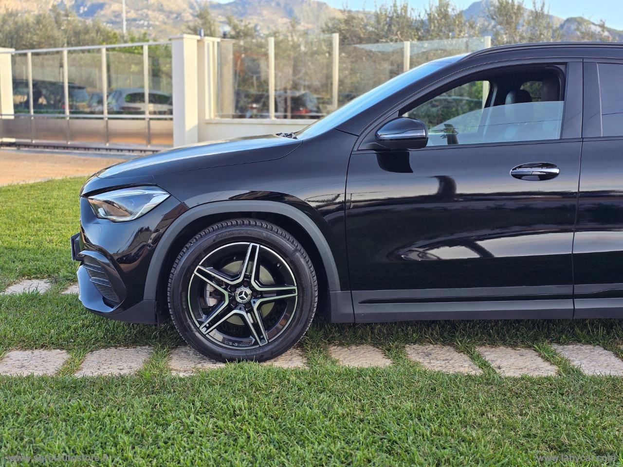 MERCEDES-BENZ GLA 200 d Automatic Premium