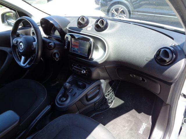 SMART ForFour 1000 PASSION 52KW AUTOM CAM NAV CERCHI ITALIA