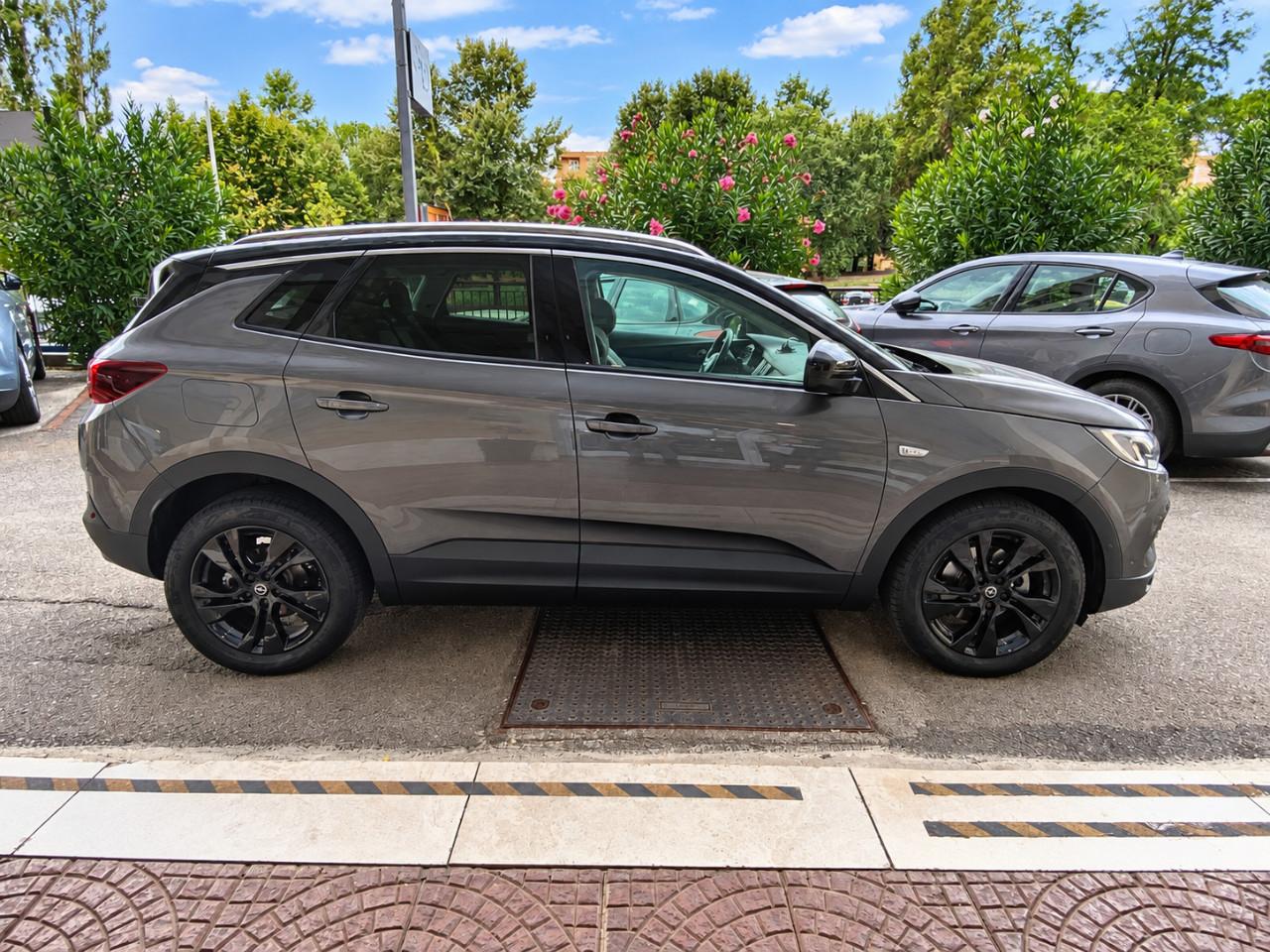 Opel Grandland X 1.2 Ultimate s&s 130cv GPL