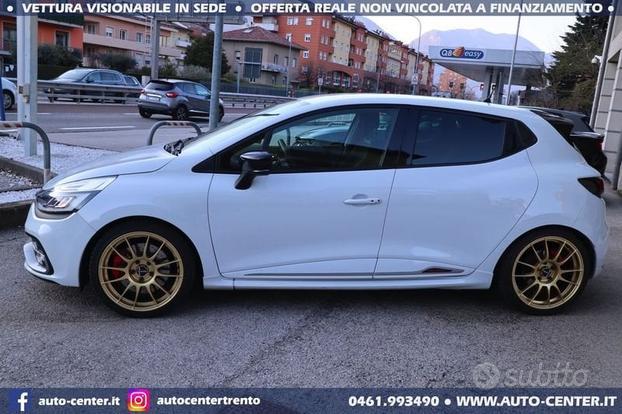Renault Clio RS Trophy 220CV 5p AKRAPOVIC