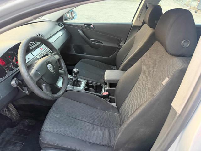 VOLKSWAGEN Passat 1.9 TDI/105CV DPF BlueMotion senza lavoro da fare