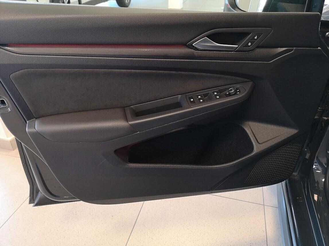 Volkswagen Golf GTI 2.0 TSI DSG MATRIX ACC DCC