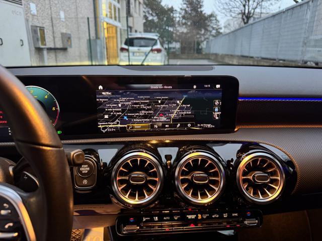 MERCEDES-BENZ A 180 d Automatic Business Extra NAVI+RETR.