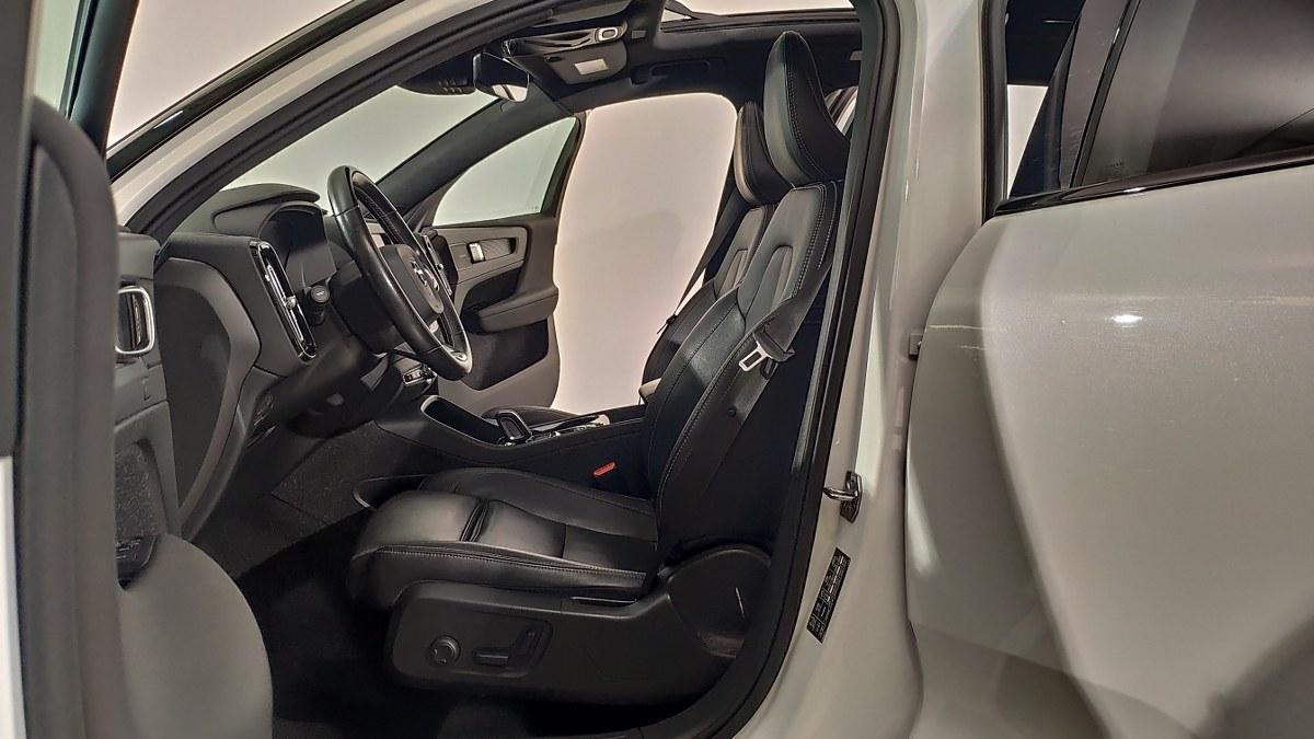 VOLVO Xc40 T4 Recharge Plug-In Hybrid R-Design