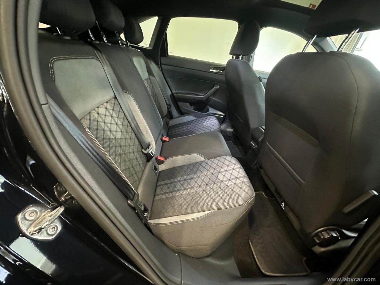 VOLKSWAGEN Taigo 1.0 TSI 115 CV R-Line