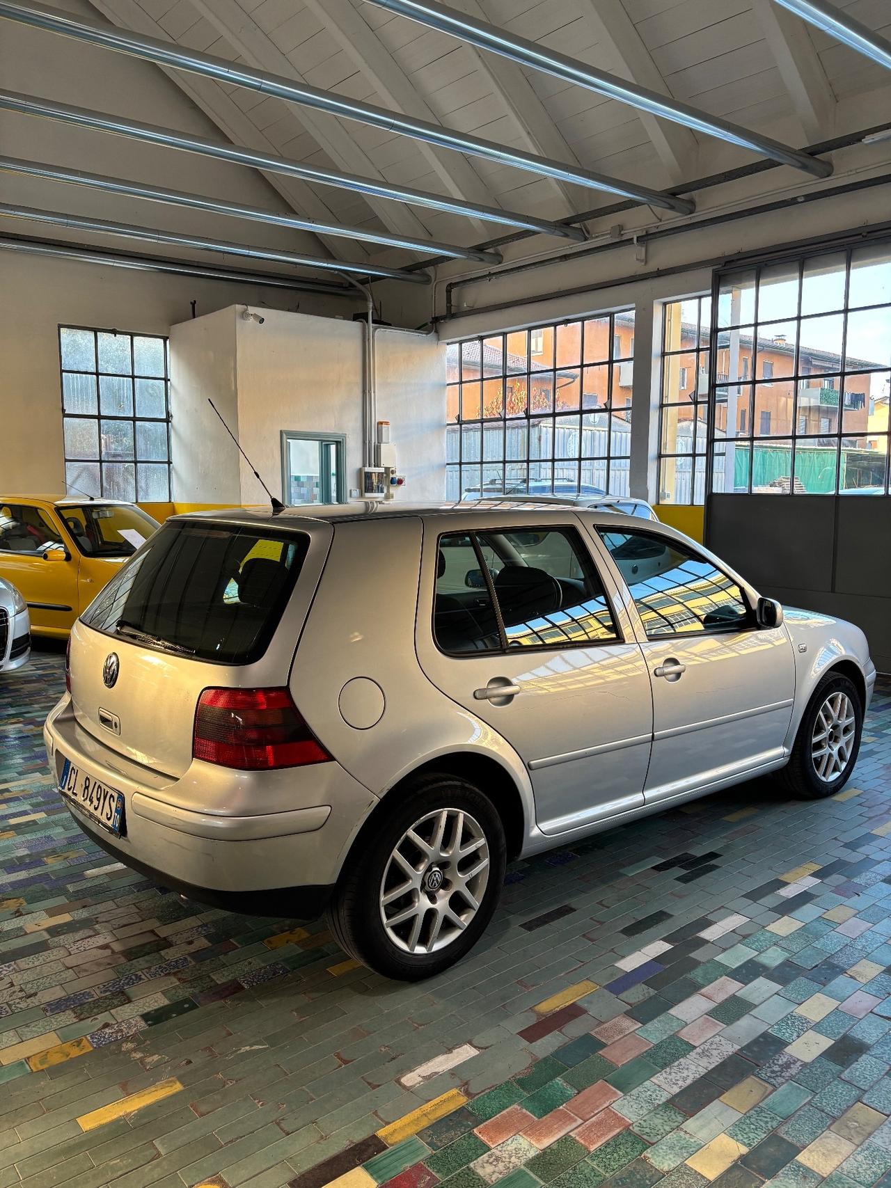 Volkswagen Golf 1.9 Tdi 101CV UNI PRO 100MILA KM!!