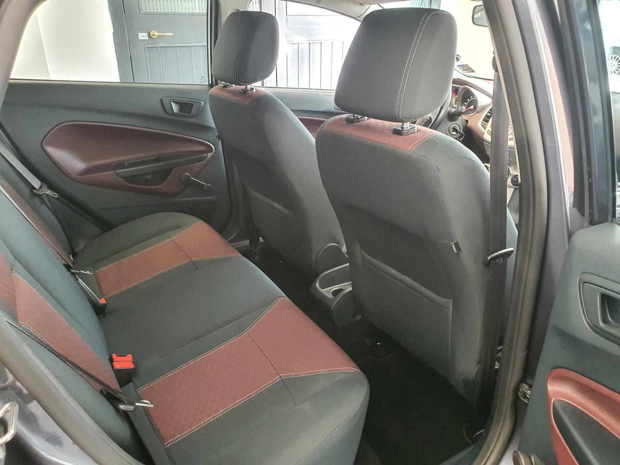 Ford Fiesta 1.6 TDCi 90CV Titanium