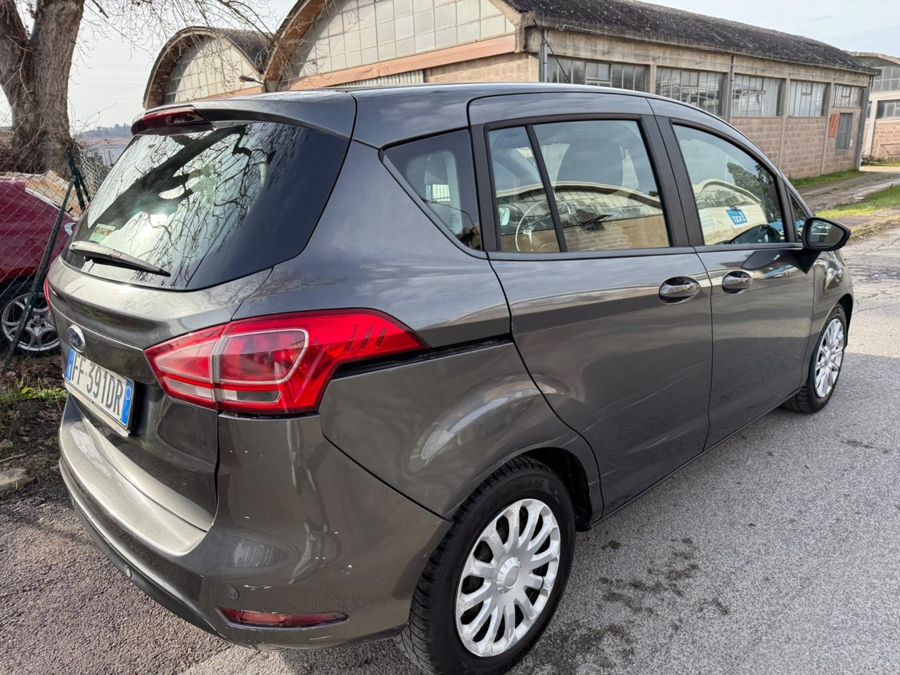 Ford B-Max 1.5 TDCi 95 CV Business Titanium