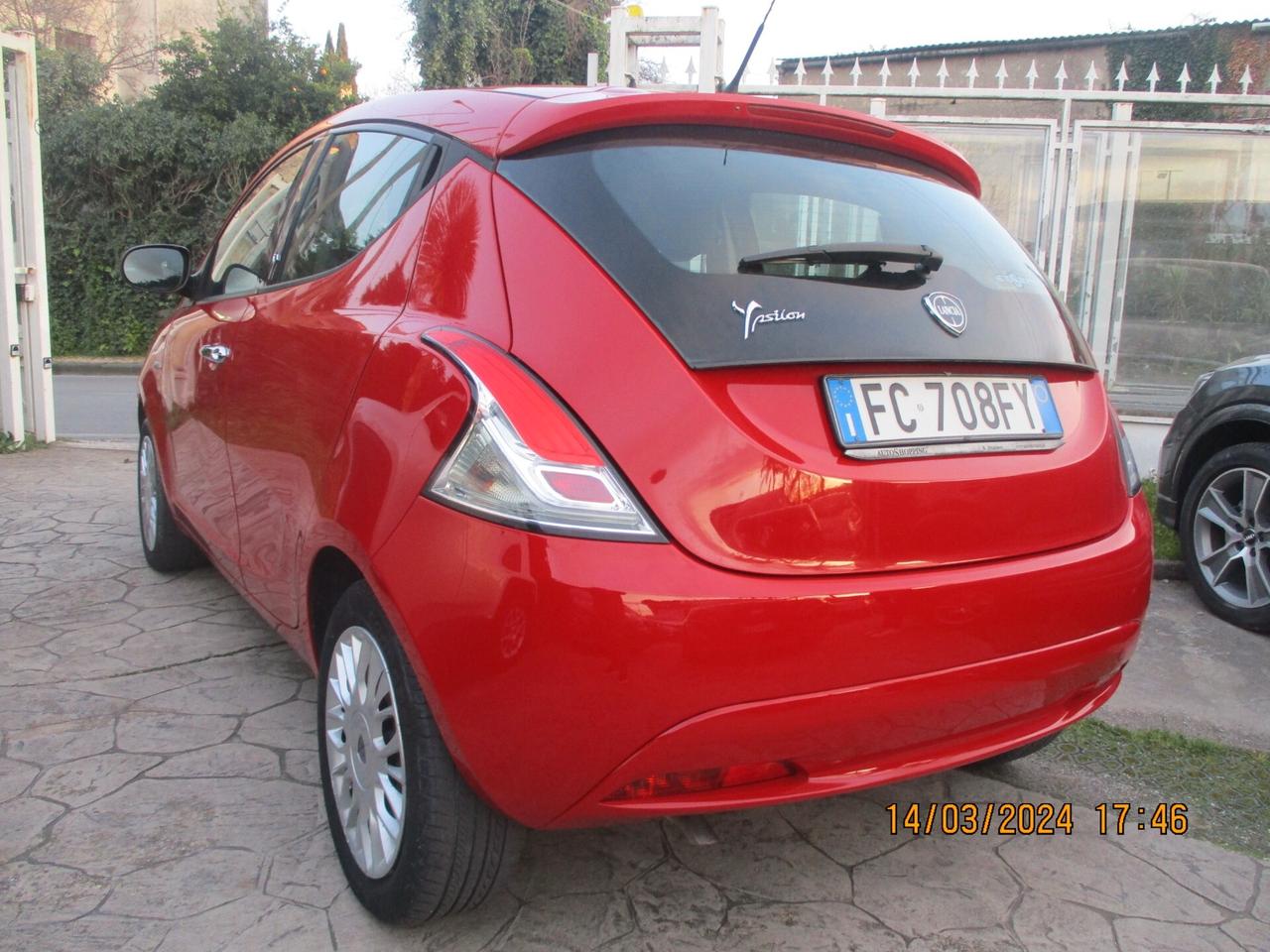 Lancia Ypsilon 1.2 69 CV 5 porte GPL Ecochic Gold