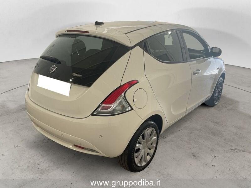 Lancia Ypsilon III 2021 1.0 firefly hybrid Gold s&s 70cv