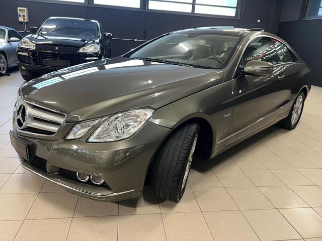 MERCEDES-BENZ E 250 CGI COUPE' SOLO 78000KM ! PARI AL NUOVO ! UNICA !