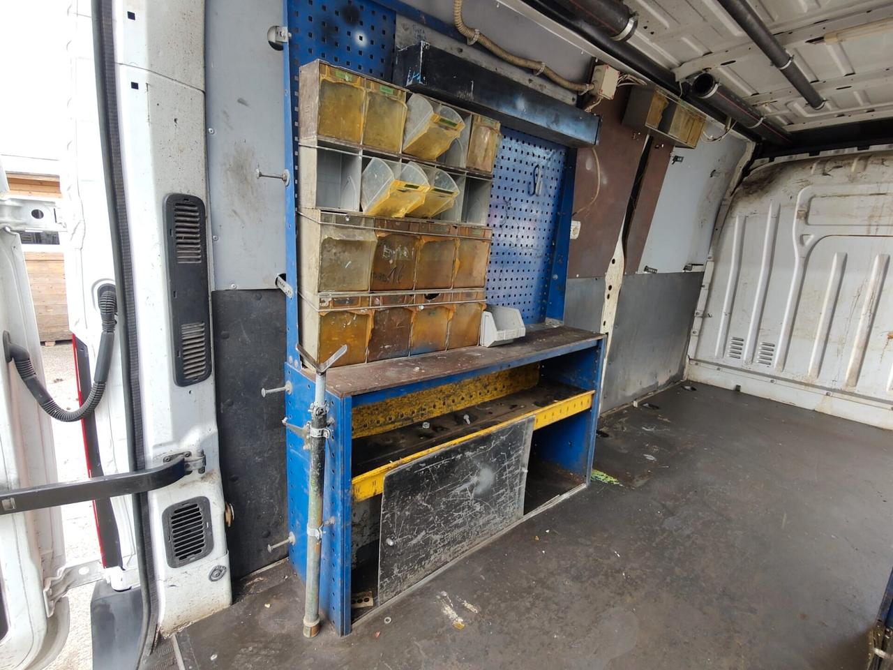 Renault Master T35 2.3 dci 125cv L3H2, EURO 5A, ATTREZZATO COME OFFICINA MOBILE