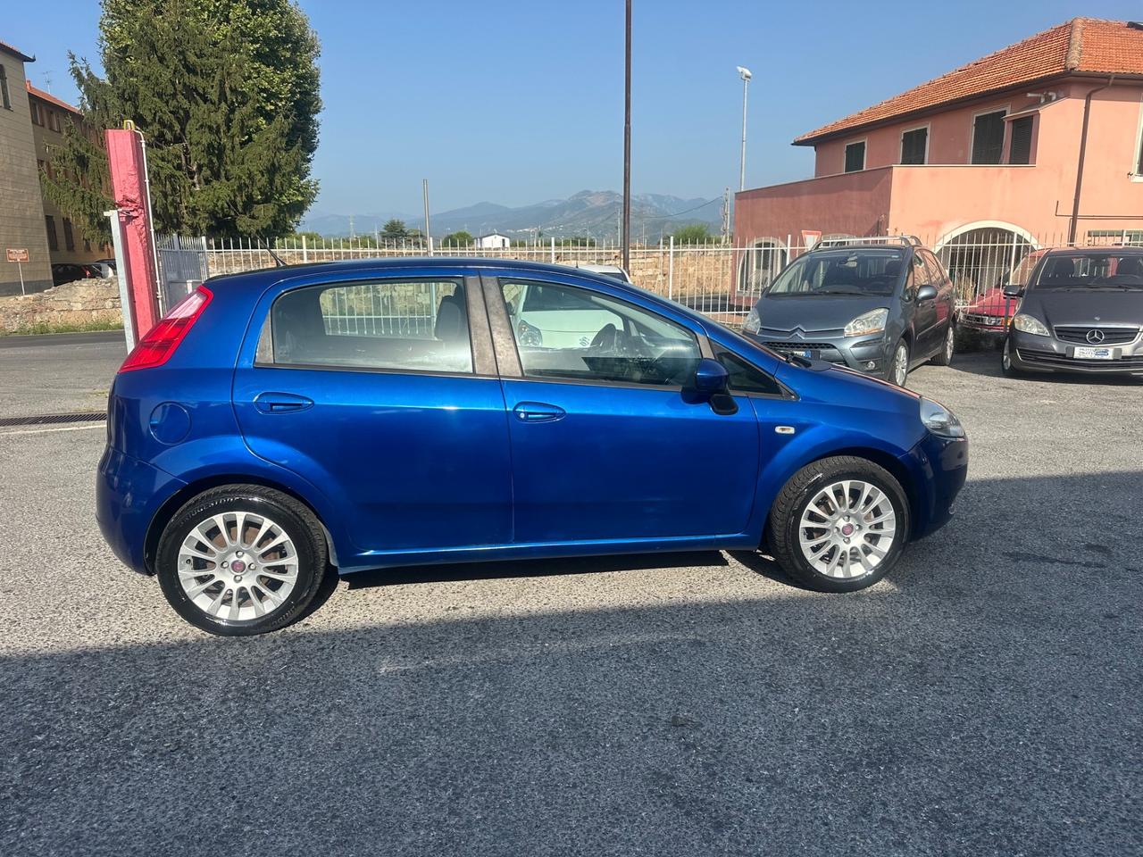 Fiat Grande Punto 1.3 MJT 75 CV 5 porte Fun