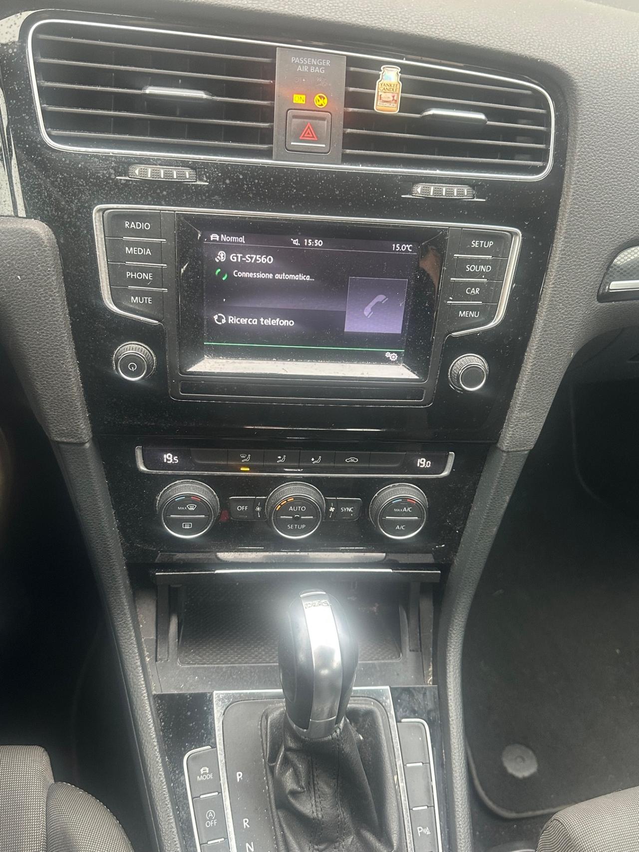 Volkswagen Golf Business 2.0 TDI DSG 5p. Highline BlueMotion Tech.