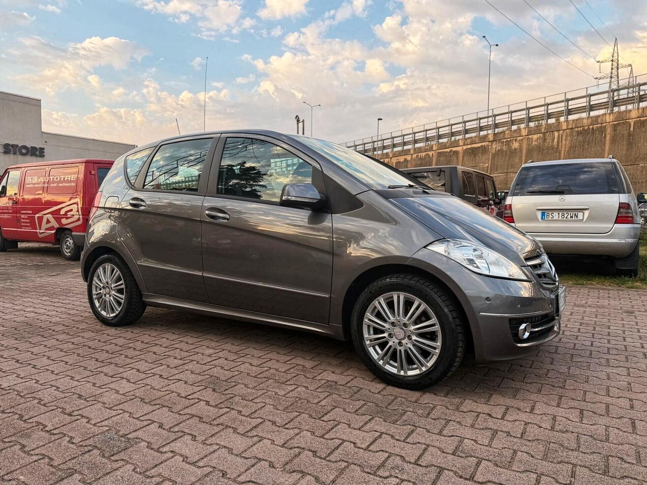Mercedes-benz A 160 AUTOMATICA GPL OK NEOPATENTATI
