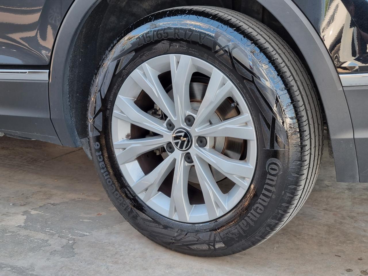 Volkswagen Tiguan II 2021 2.0 tdi Life 122cv