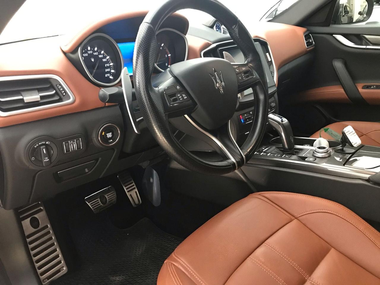 Maserati Ghibli V6 Diesel 250CV Gransport 12/2020