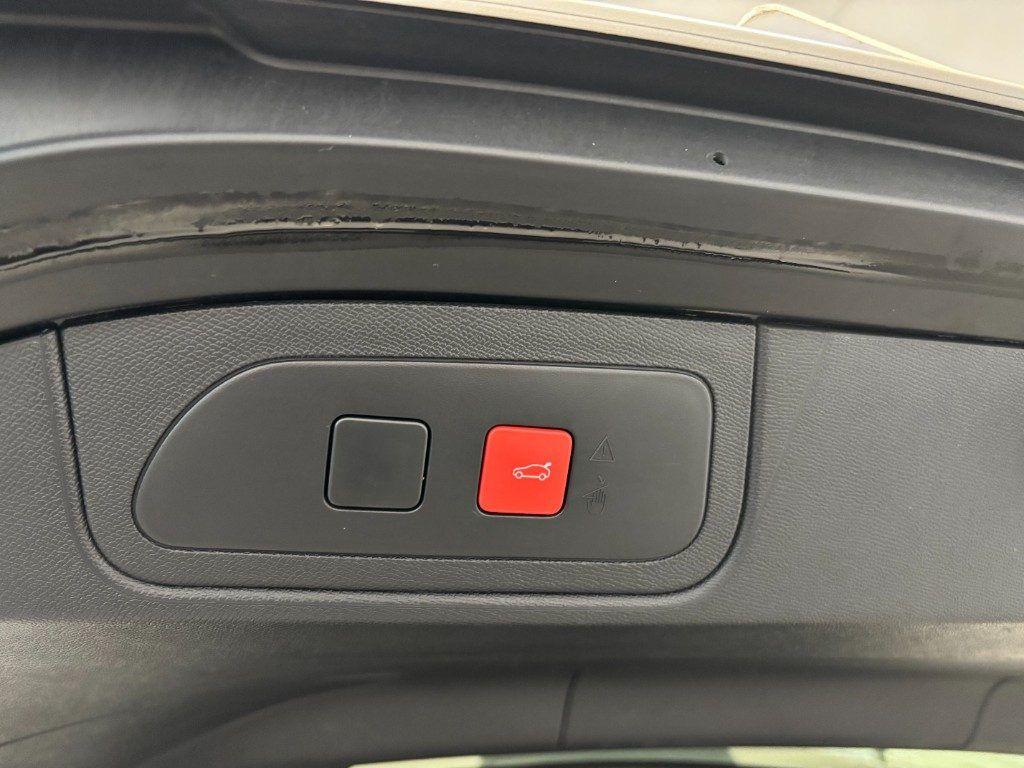 DS DS7 Esprit de Voyage StraFull Automatico 1.5 BlueHDi