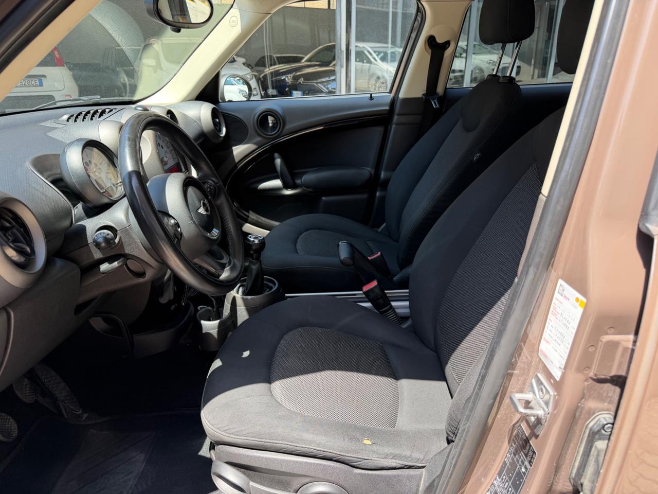 Mini Cooper D Countryman 1.6 2011