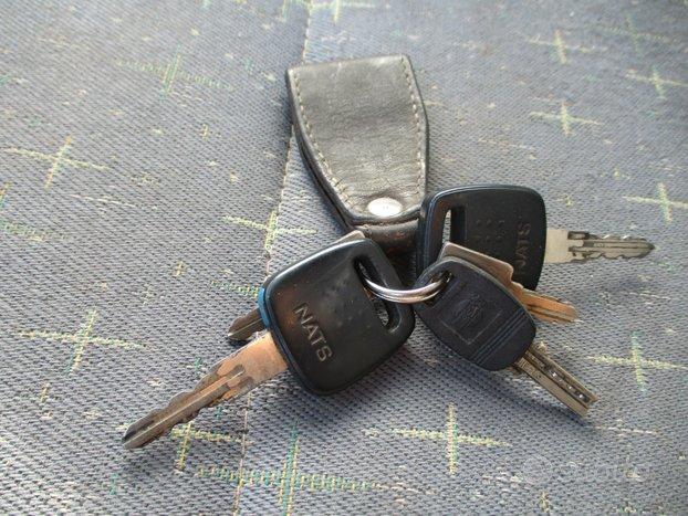 Nissan Cabstar 3000 120CV RIBALTABILE TRILATERALE