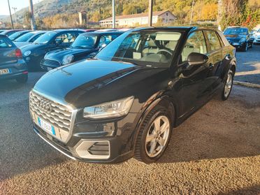 Audi Q2 30 TDI Business Design