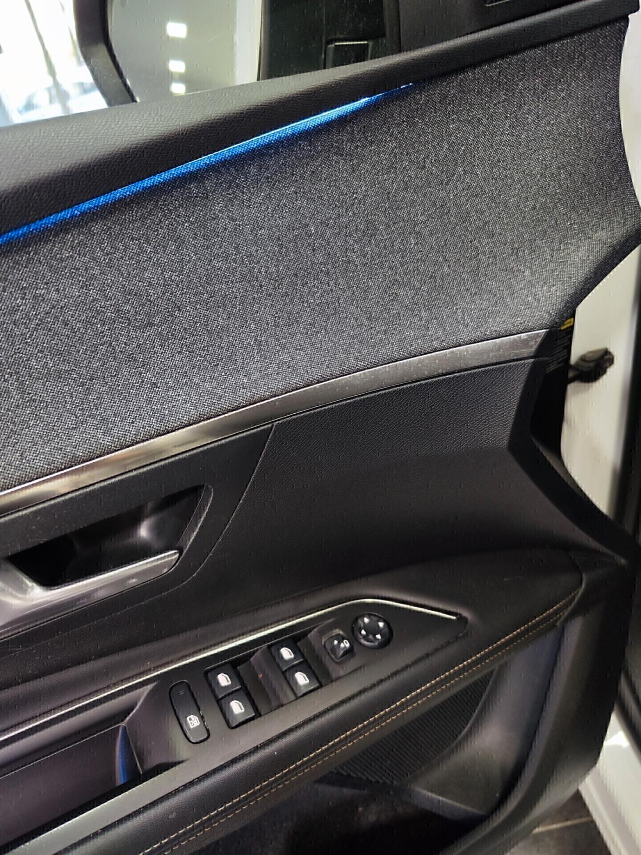 Peugeot 3008 BlueHDi 130 EAT8 GT Line Tetto Led Unico Proprietario